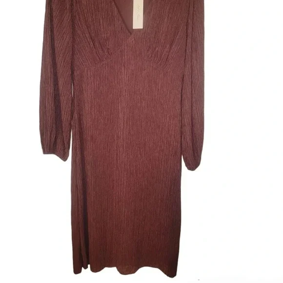 DRESS - Picture 2 of 3